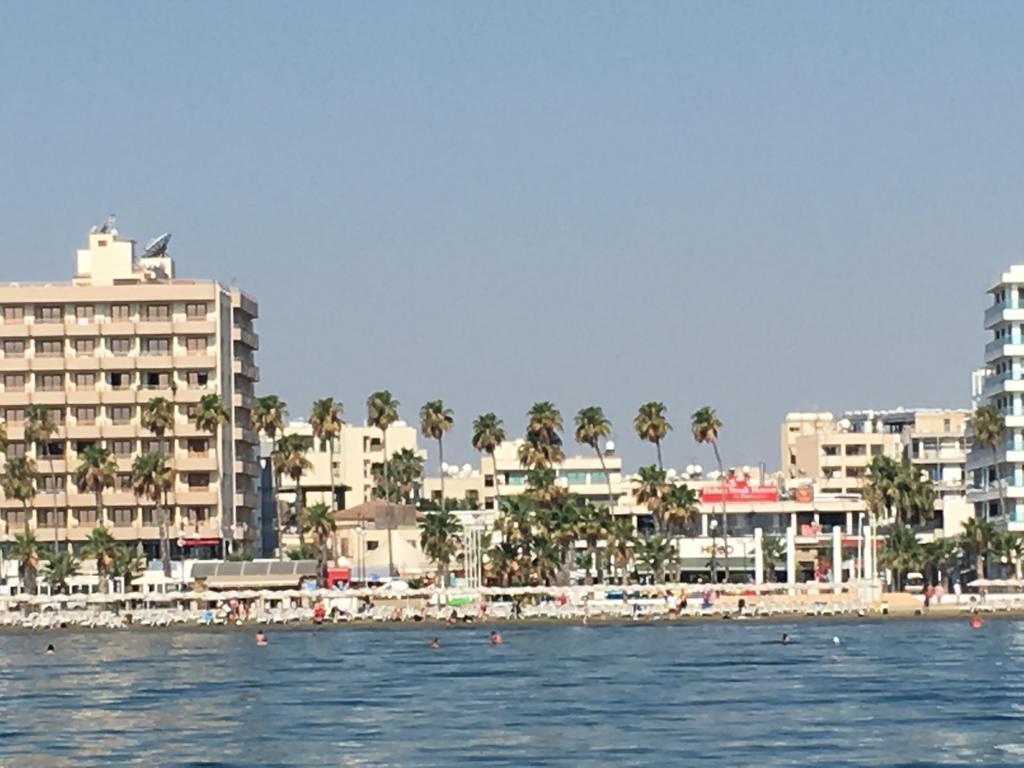 Ithaki Phinikoudes Apartment No. 102 Larnaca Exterior photo